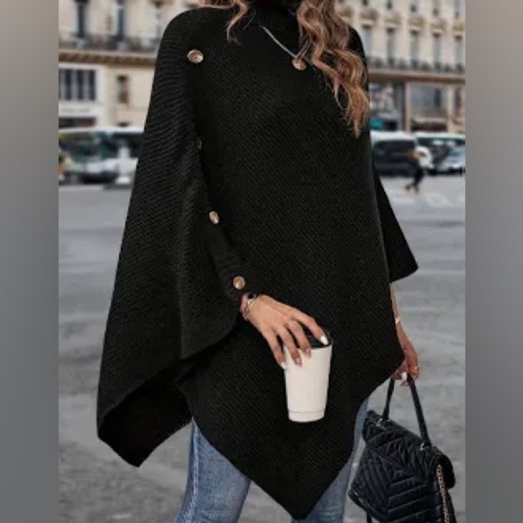 Knitted Poncho/Cardigan with Wooden Buttons - Picture 1 of 16